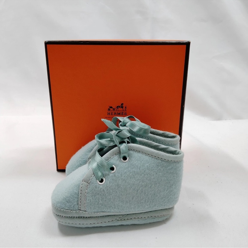 🎁Giftable🎁 Unworn Hermes Wool Baby Shoes - Full Inclusion